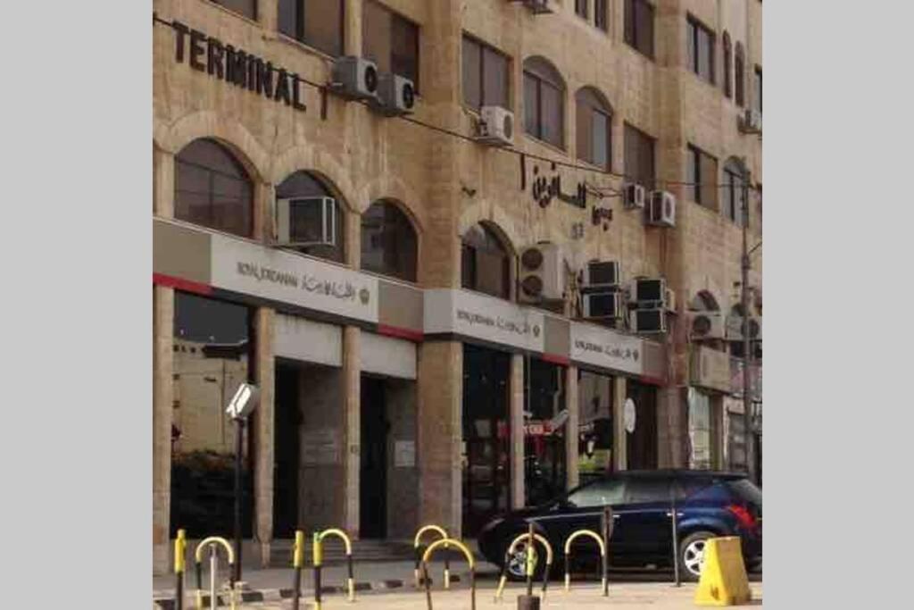 Luxury Apartment In Awesome Location In Amman Exterior photo